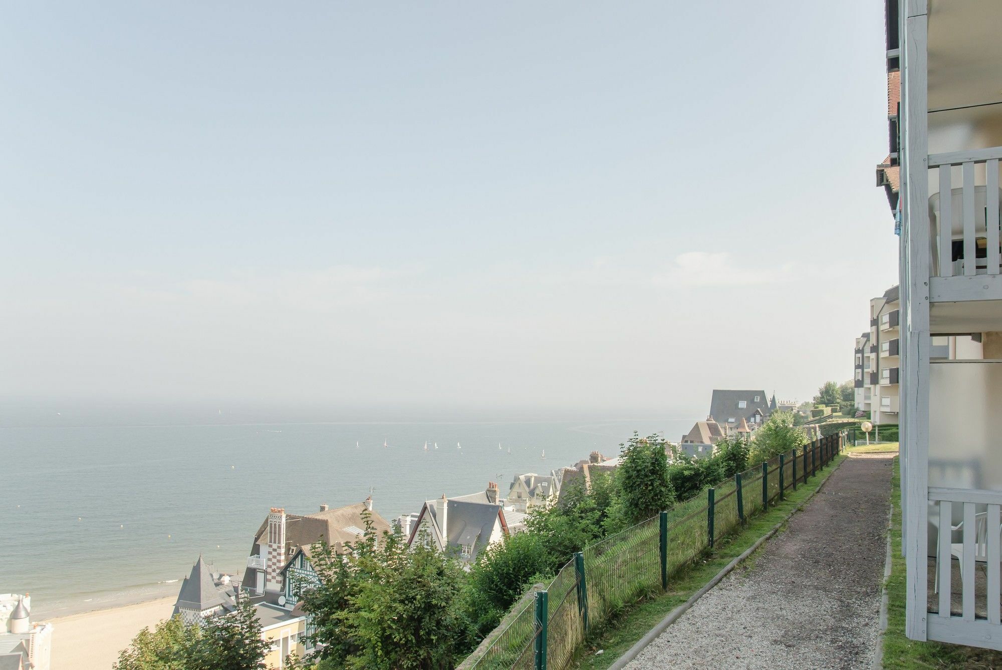 Pierre & Les Tamaris Aparthotel Trouville-sur-Mer